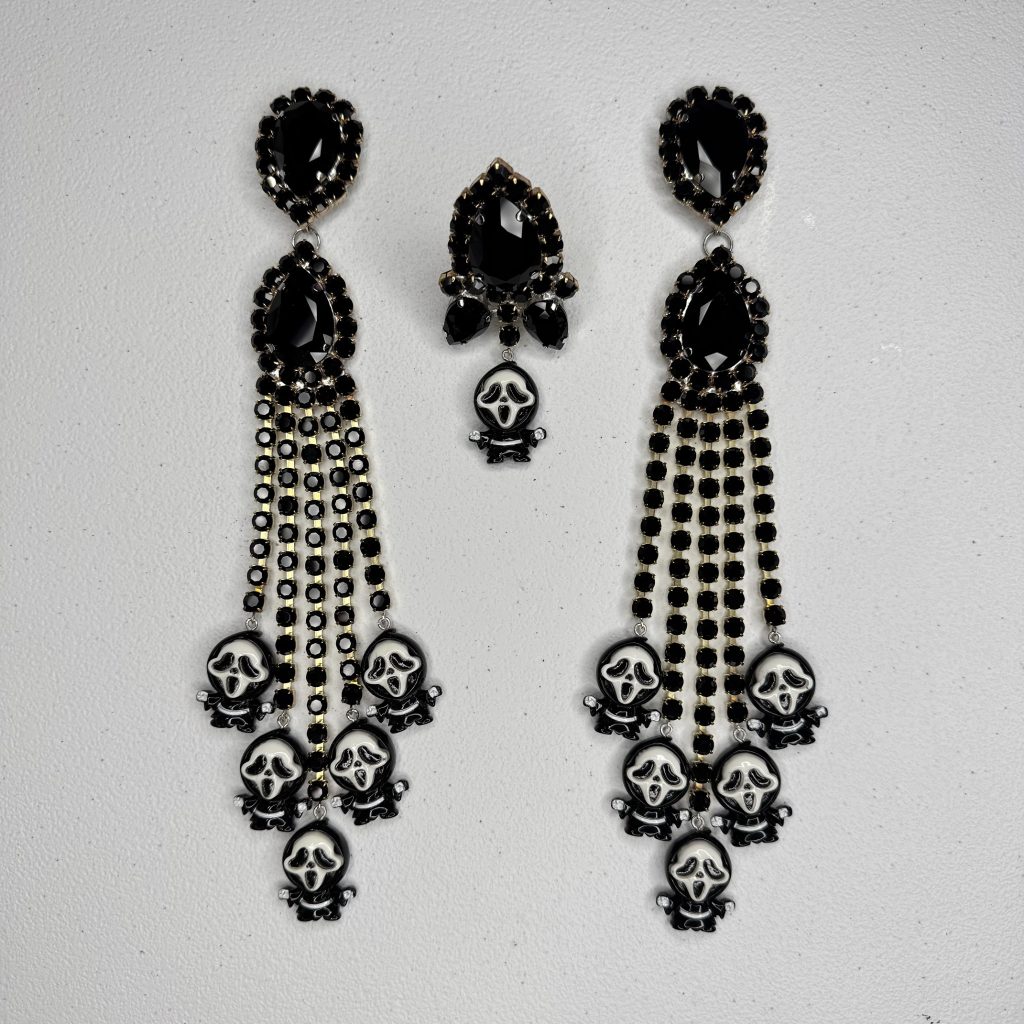 Magnet Backs - Ghostface the GLAM Waterfall Earring & Ring Set