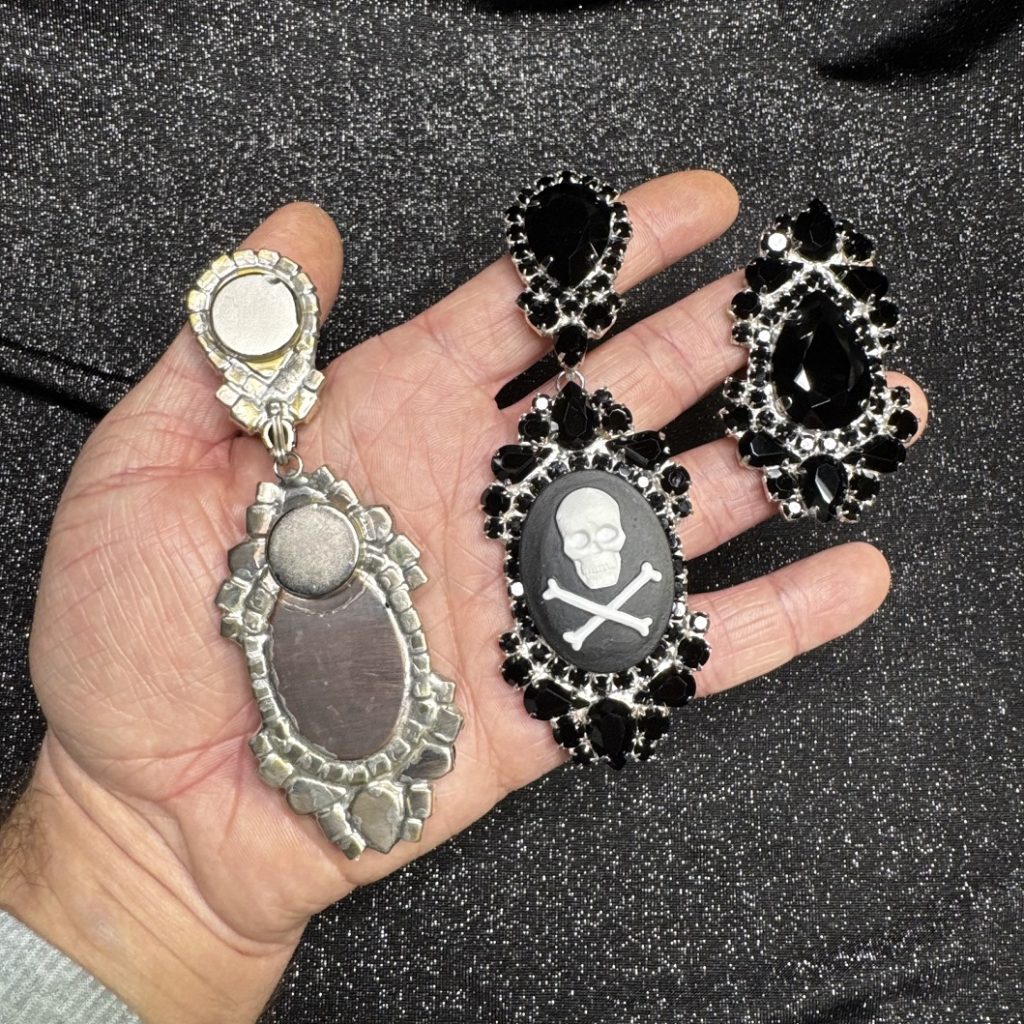 Magnet Backs - Jet Skull "Sparkle" 3-N-1 Earring & Ring Set - Image 2